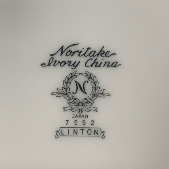 Vintage 1950s Noritake Bone White Ivory China Dessert Plates Gold Rim Set of 6 - Picture 2 of 11